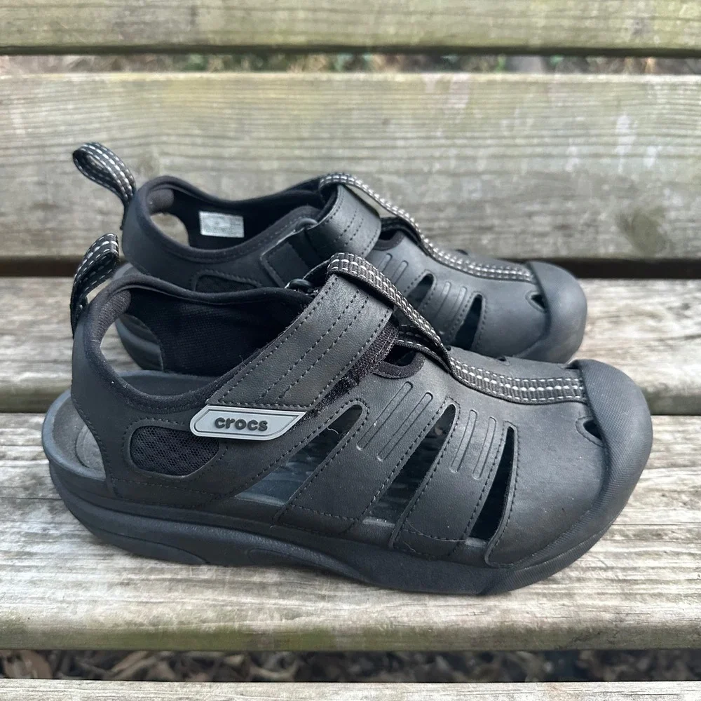 Crocs Yukon Fisherman Sandals Men's Size 8 Black LiteRide Water Shoes Gorpcore